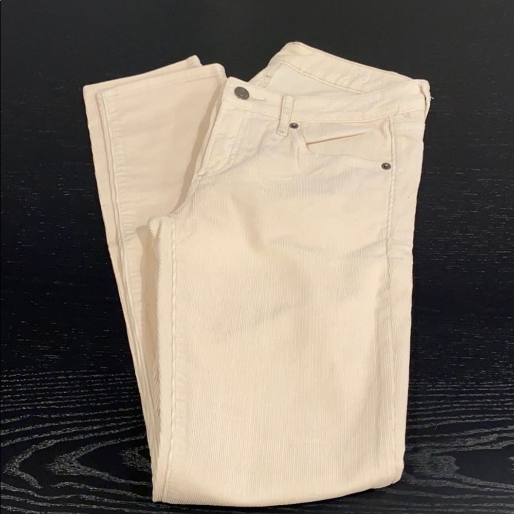 Gap cream corduroys